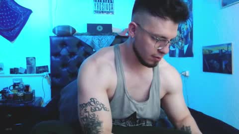 Snapshot of brad_hot_boy chatting on February 10, 2026, 4:00 pm brad hot boy online show from February 10, 2026, 4:00 pm