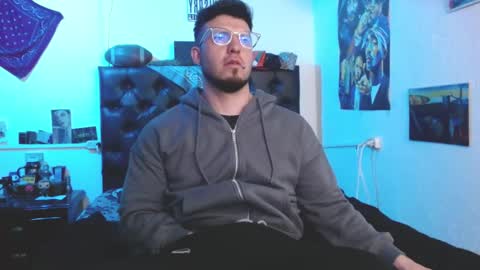 Snapshot of brad_hot_boy chatting on March 17, 2026, 3:00 am brad hot boy online show from March 17, 2026, 3:00 am