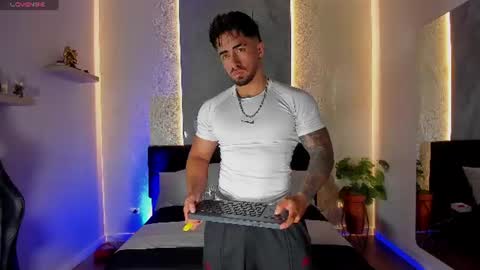 Snapshot of brad_summer chatting on July 23, 2026, 5:55 pm brad summer online show from July 23, 2026, 5:55 pm