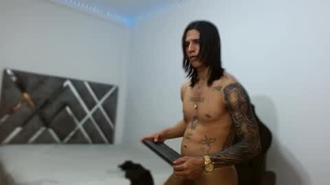 Snapshot of brad_wesley__ chatting on November 20, 2025, 9:58 pm Brad online show from November 20, 2025, 9:58 pm