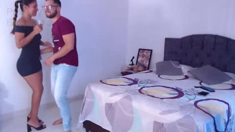 Snapshot of bradandjenn chatting on January 17, 2025, 5:51 pm Your favorite couple and the best butt on Chatur online show from January 17, 2025, 5:51 pm