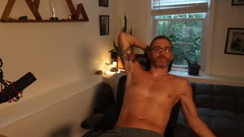 Snapshot of bradbronton chatting on July 31, 2026, 11:42 am BradBronton online show from July 31, 2026, 11:42 am