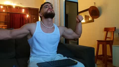 Snapshot of bradley_martinez chatting on January 6, 2025, 4:36 am Bradley Martinez online show from January 6, 2025, 4:36 am