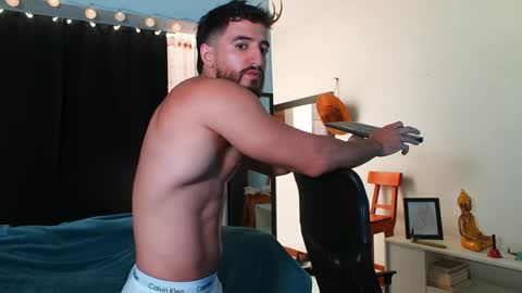 Snapshot of bradley_martinez chatting on January 29, 2025, 4:52 pm Bradley Martinez online show from January 29, 2025, 4:52 pm