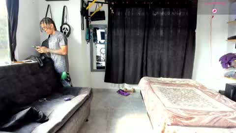 Snapshot of bradley_strong_ chatting on April 20, 2026, 1:47 pm Bradley Strong online show from April 20, 2026, 1:47 pm