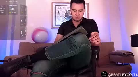 Snapshot of bradleycolton chatting on June 13, 2026, 3:21 pm Bradley Colton Independ Model online show from June 13, 2026, 3:21 pm
