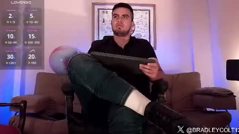 Snapshot of bradleycolton chatting on June 24, 2026, 3:55 pm Bradley Colton Independ Model online show from June 24, 2026, 3:55 pm