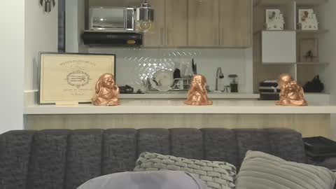 bradleymartin7 online show from January 6, 2025, 1:42 am