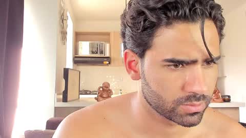 bradleymartin7 online show from January 15, 2025, 9:51 pm