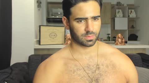 bradleymartin7 online show from February 1, 2025, 11:58 pm