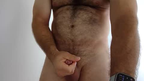 BeefyBiceps online show from April 27, 2026, 8:51 pm