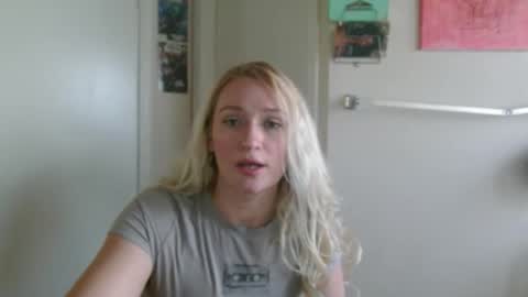 Snapshot of braindeadbetty chatting on May 21, 2026, 12:50 am i am a naughty jedi knight online show from May 21, 2026, 12:50 am