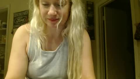 Snapshot of braindeadbetty chatting on June 12, 2026, 5:50 am i am a naughty jedi knight online show from June 12, 2026, 5:50 am