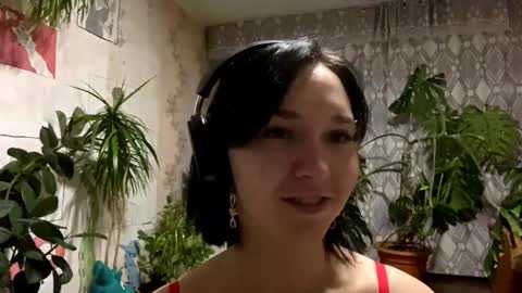 Snapshot of brandevega chatting on December 13, 2025, 7:53 pm Emily online show from December 13, 2025, 7:53 pm