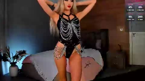 Snapshot of brandice_sparkl chatting on July 23, 2026, 8:34 am Emilia online show from July 23, 2026, 8:34 am