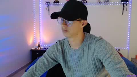 Snapshot of brandon_starkk chatting on July 7, 2026, 8:24 pm brandon_starkk online show from July 7, 2026, 8:24 pm