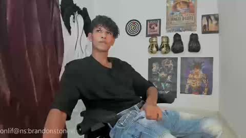 Snapshot of brandonstonexl chatting on September 12, 2025, 9:15 pm Brandon Stone online show from September 12, 2025, 9:15 pm