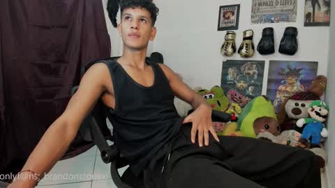 Snapshot of brandonstonexl chatting on February 11, 2026, 11:10 pm Brandon Stone online show from February 11, 2026, 11:10 pm