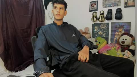 Snapshot of brandonstonexl chatting on February 26, 2026, 10:31 pm Brandon Stone online show from February 26, 2026, 10:31 pm