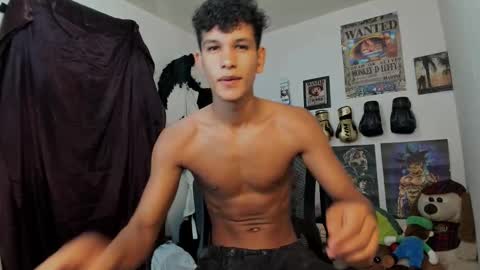 Snapshot of brandonstonexl chatting on March 5, 2026, 10:17 pm Brandon Stone online show from March 5, 2026, 10:17 pm