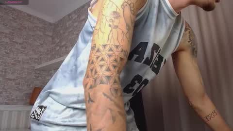 BrandonTateX online show from September 23, 2025, 10:29 am