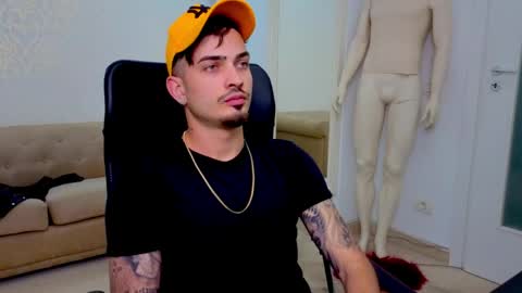 Snapshot of brandontatex chatting on May 19, 2026, 4:13 pm BrandonTateX online show from May 19, 2026, 4:13 pm