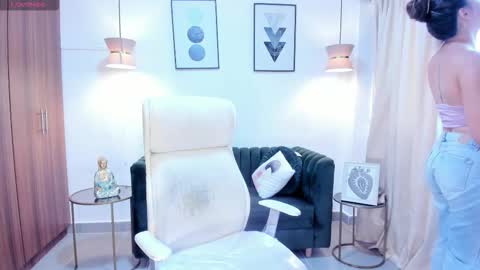 Snapshot of brandy_priscot chatting on November 23, 2025, 11:43 am brandy priscot online show from November 23, 2025, 11:43 am