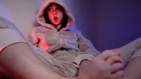 Snapshot of brandy_queen chatting on December 4, 2025, 8:28 pm Aurorabut ur dad just calls me Rory online show from December 4, 2025, 8:28 pm