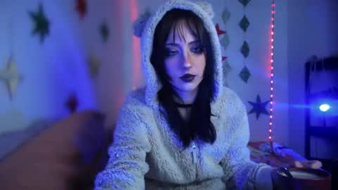 Aurorabut ur dad just calls me Rory online show from December 19, 2025, 10:44 am