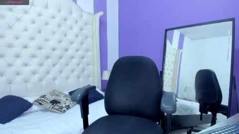 I am your sweet whore online show from January 14, 2025, 10:34 pm