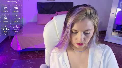 Snapshot of brandy_sweet_ chatting on November 23, 2025, 4:34 am BRANDY online show from November 23, 2025, 4:34 am