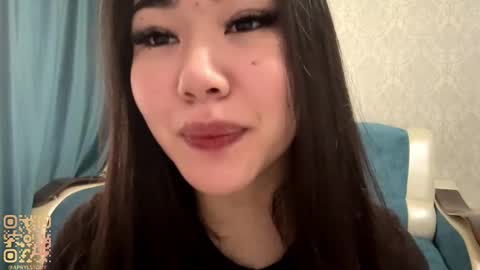 Snapshot of brandysveum chatting on October 31, 2025, 7:20 am Aypril online show from October 31, 2025, 7:20 am