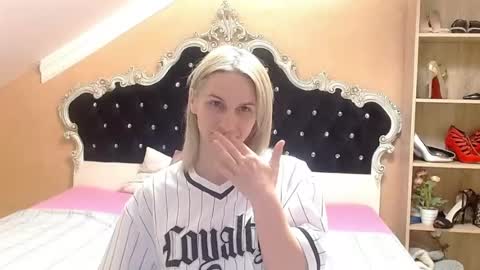 Snapshot of brandyweed chatting on May 6, 2026, 6:08 am brandyweed online show from May 6, 2026, 6:08 am