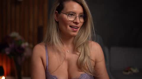 Snapshot of brandywhite chatting on January 28, 2025, 5:00 am Alex online show from January 28, 2025, 5:00 am