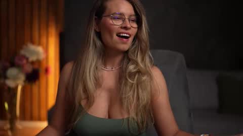 Snapshot of brandywhite chatting on October 11, 2025, 3:50 am Alex online show from October 11, 2025, 3:50 am