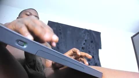 Snapshot of brant_garcia chatting on December 20, 2024, 2:08 am Brant Garcia online show from December 20, 2024, 2:08 am