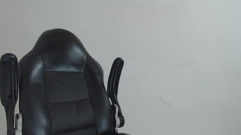 Snapshot of brant_garcia chatting on February 20, 2026, 3:01 pm Brant Garcia online show from February 20, 2026, 3:01 pm