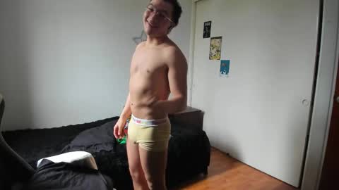 Austin summer online show from March 4, 2025, 1:06 pm