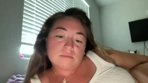 Snapshot of brattylittlelion chatting on May 29, 2026, 10:30 pm brattylittlelion online show from May 29, 2026, 10:30 pm