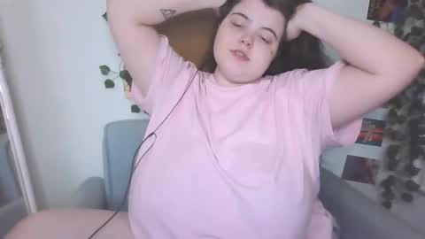 Snapshot of brattyprincess_emma chatting on October 16, 2025, 6:09 pm Emma online show from October 16, 2025, 6:09 pm