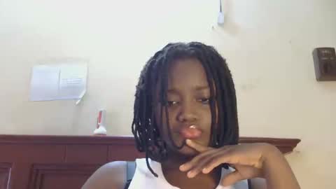 Zara online show from September 23, 2025, 9:23 am