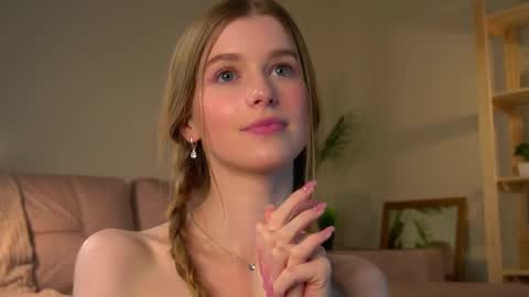 Snapshot of brave_journey chatting on March 6, 2025, 11:09 pm Eli online show from March 6, 2025, 11:09 pm