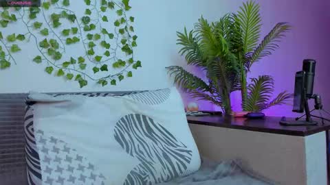 Johny Bravo online show from September 13, 2025, 1:00 pm