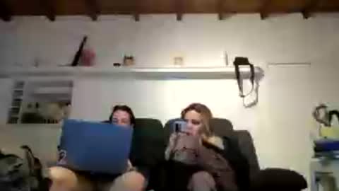 Snapshot of braydc1993 chatting on July 14, 2026, 9:09 pm Hung Twink and Chub Trans online show from July 14, 2026, 9:09 pm