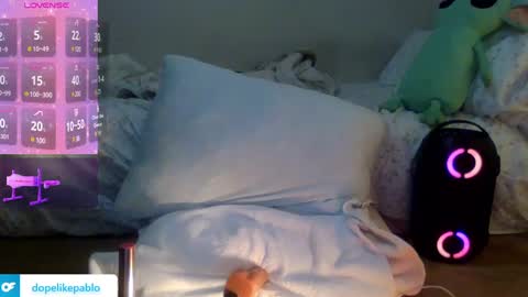 braziliancheeks online show from December 27, 2024, 4:10 pm