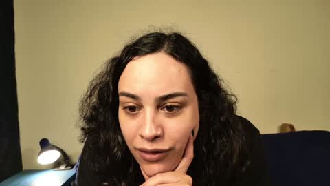 Snapshot of braziliantgirl chatting on December 20, 2024, 1:47 am Thalia online show from December 20, 2024, 1:47 am