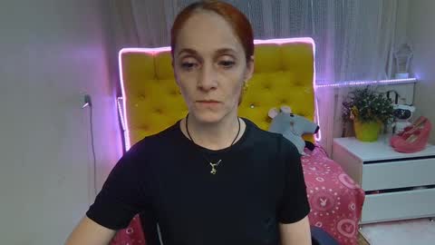 breeterner online show from February 5, 2025, 3:13 am