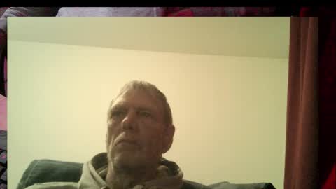 Snapshot of bremer64 chatting on July 24, 2026, 6:39 pm bremer64 online show from July 24, 2026, 6:39 pm