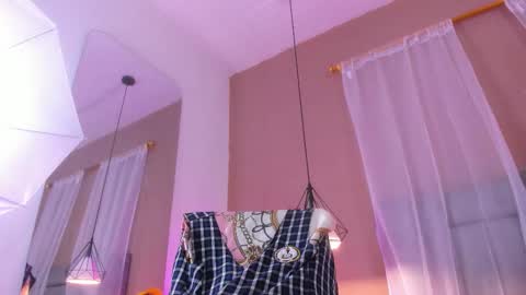 Brenda online show from December 14, 2025, 12:05 am