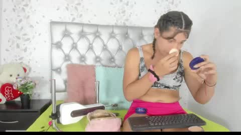 Snapshot of brenda_sofia2 chatting on May 23, 2026, 2:43 pm brenda sofia2 online show from May 23, 2026, 2:43 pm